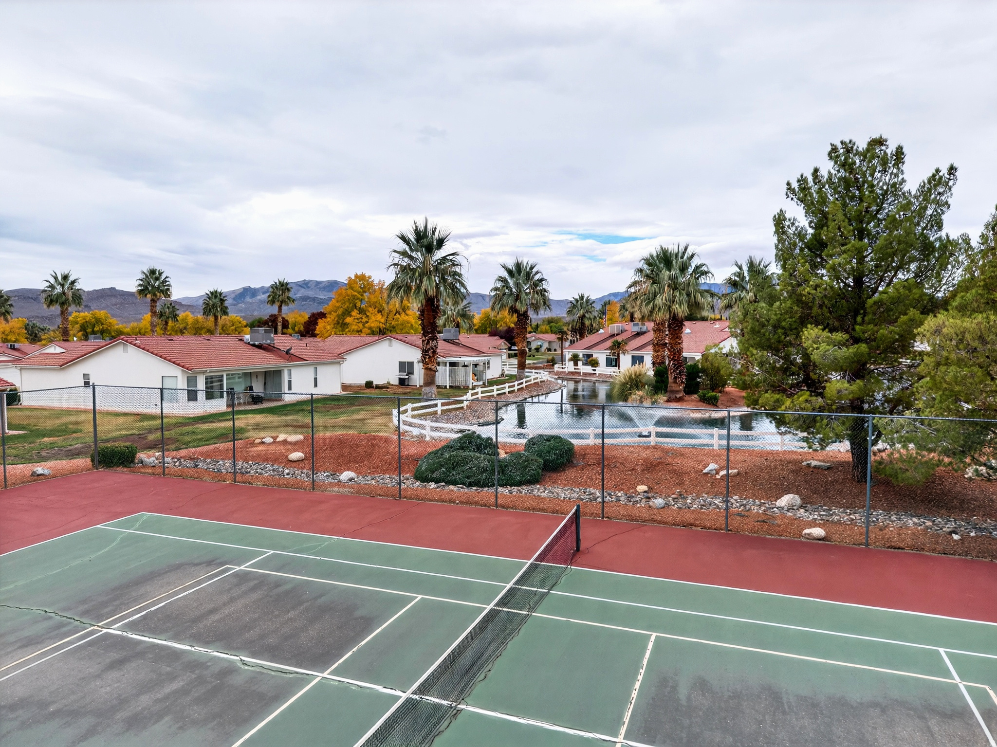 PADRE LAKES TH 2 - Residential