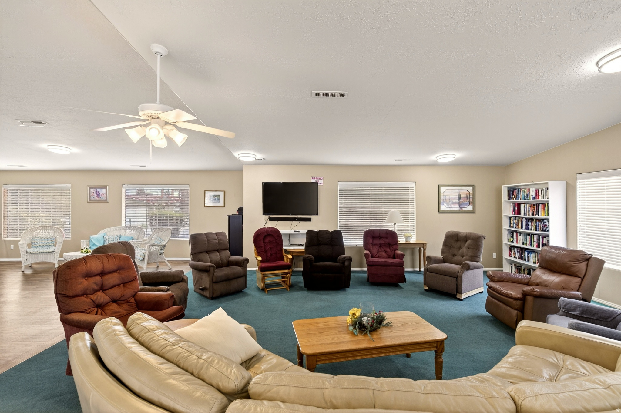 PADRE LAKES TH 2 - Residential