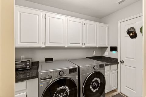 Tiny photo for 544 S FIESTA DR, Ivins, UT 84738 (MLS # 2127312)