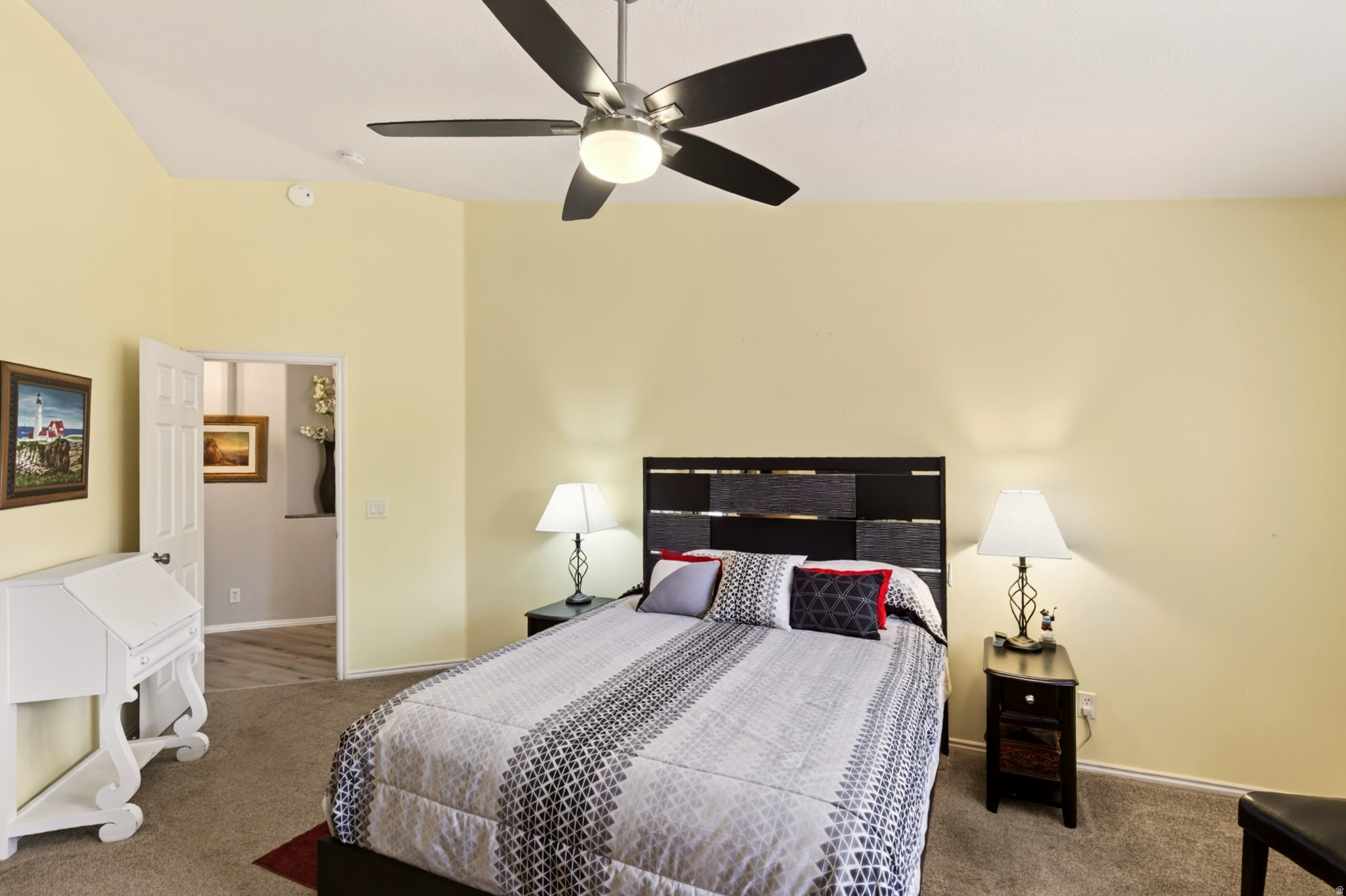 PADRE LAKES TH 2 - Residential