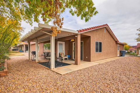 Tiny photo for 544 S FIESTA DR, Ivins, UT 84738 (MLS # 2127312)