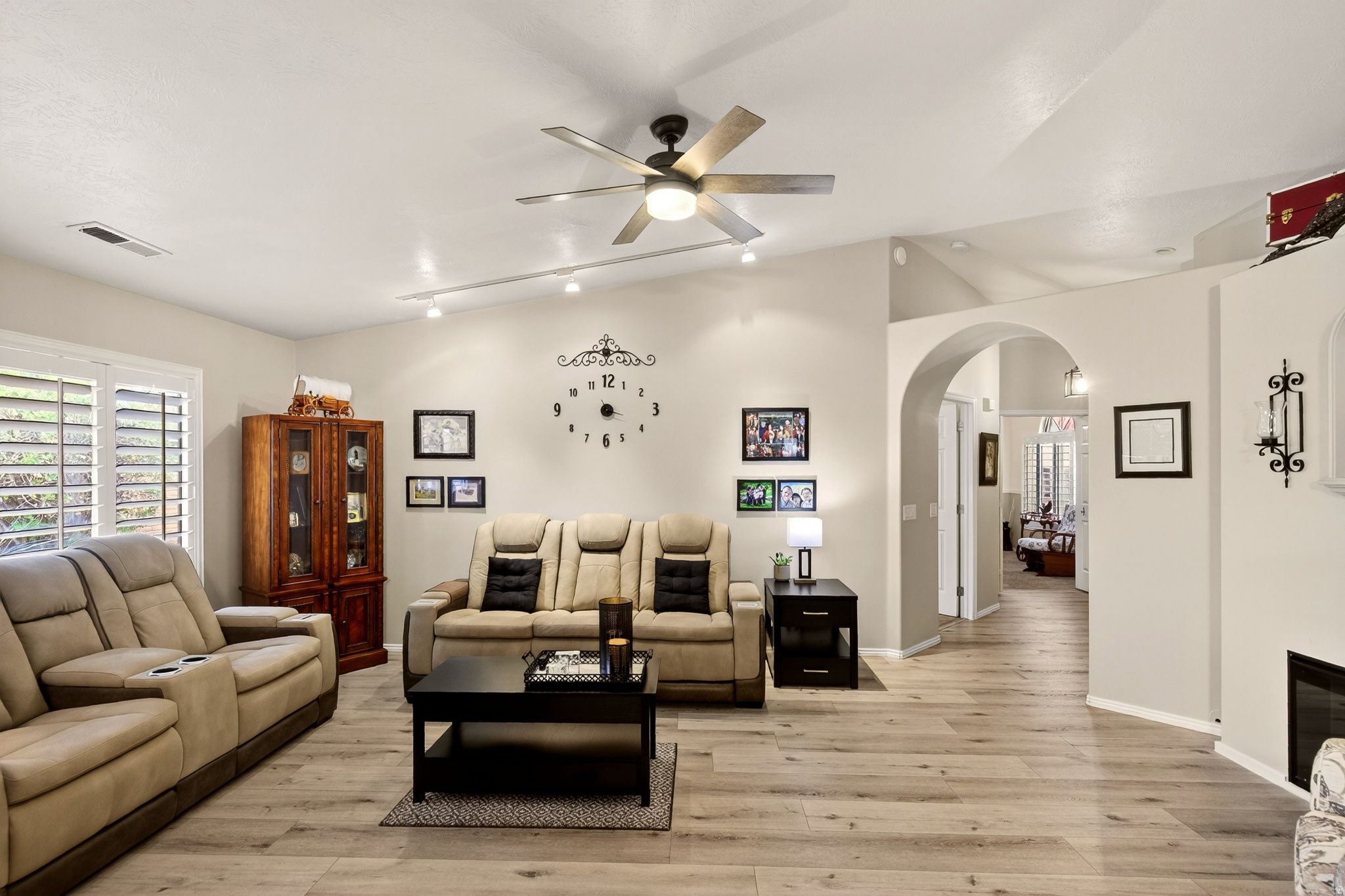 PADRE LAKES TH 2 - Residential