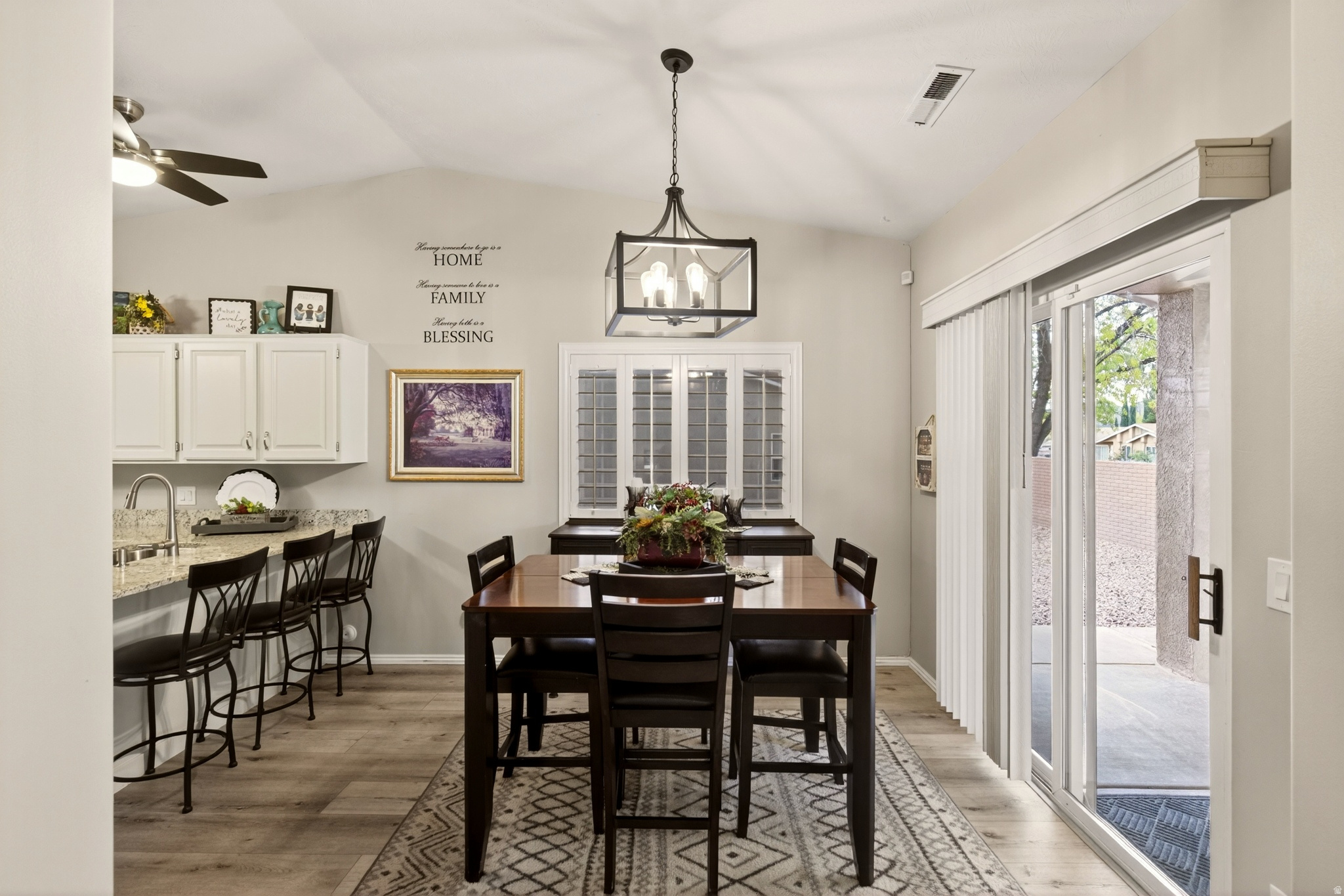 PADRE LAKES TH 2 - Residential