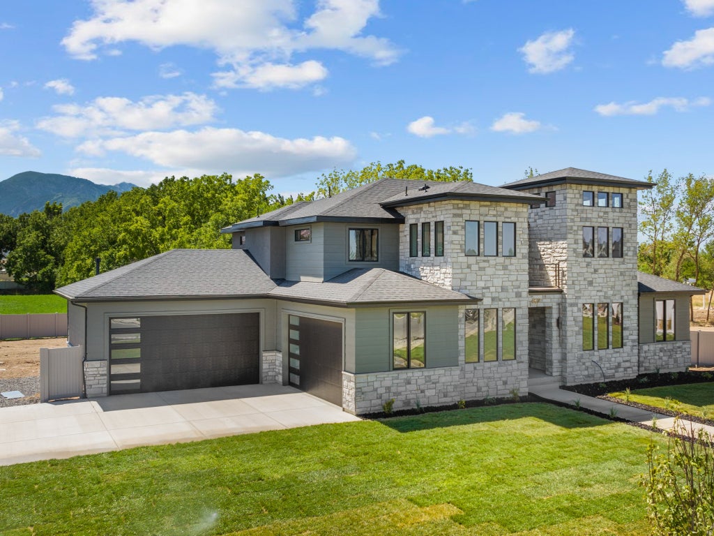 Photo of 2660 S EAGLE DR #ORC 01, Spanish Fork, UT 84660 (MLS # 2185710)
