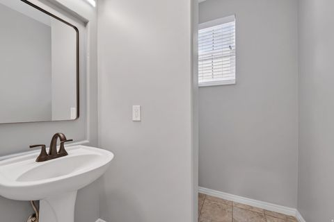 Tiny photo for 228 BIRMINGHAM LN, North Salt Lake, UT 84054 (MLS # 2158292)