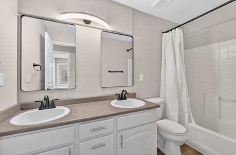 Tiny photo for 228 BIRMINGHAM LN, North Salt Lake, UT 84054 (MLS # 2158292)