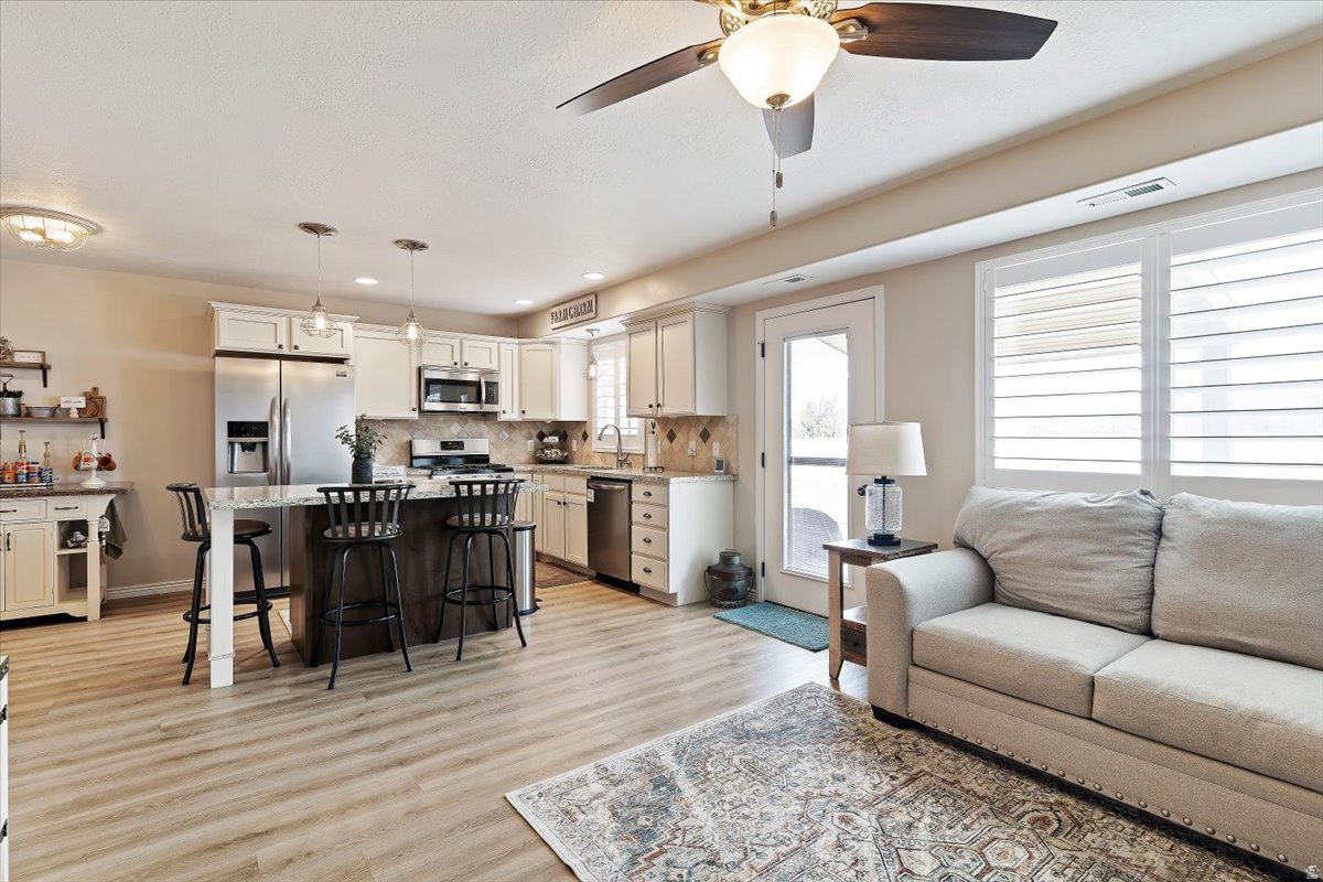 STONEYBROOK - Residential