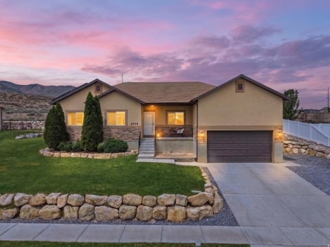 Homes For Sale - 2504 S Colt Dr<br/> Saratoga Springs, UT 84045