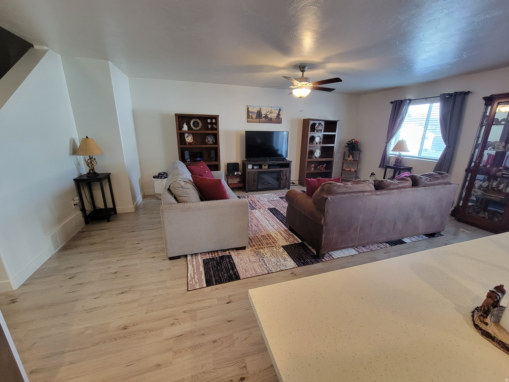 SPRING CREEK - Residential