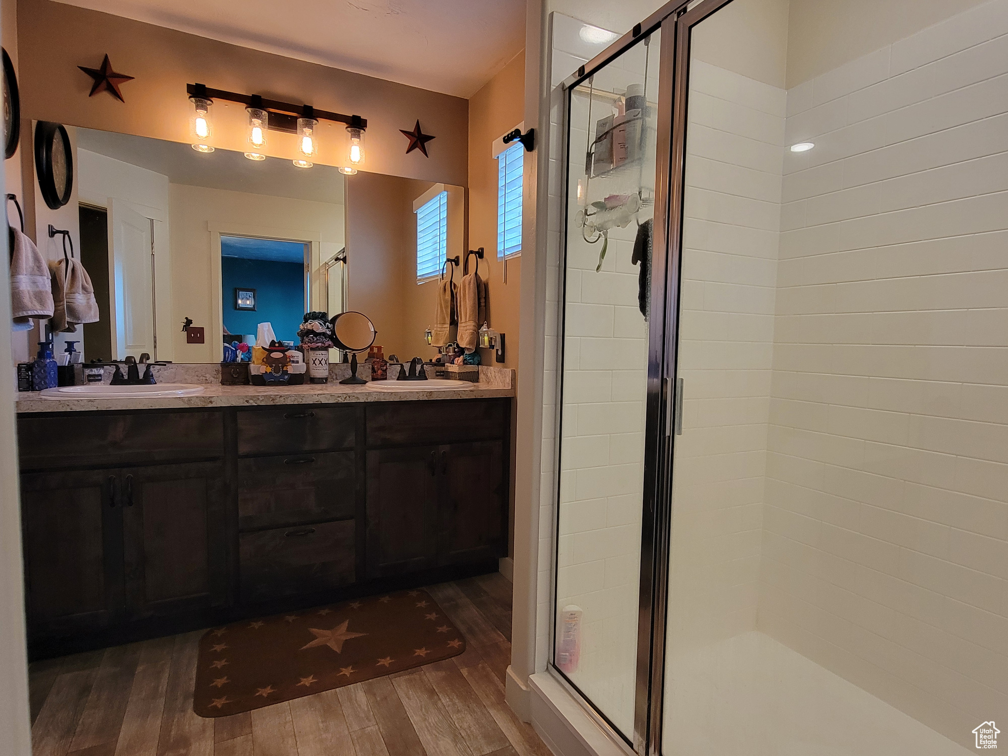 SPRING CREEK - Residential