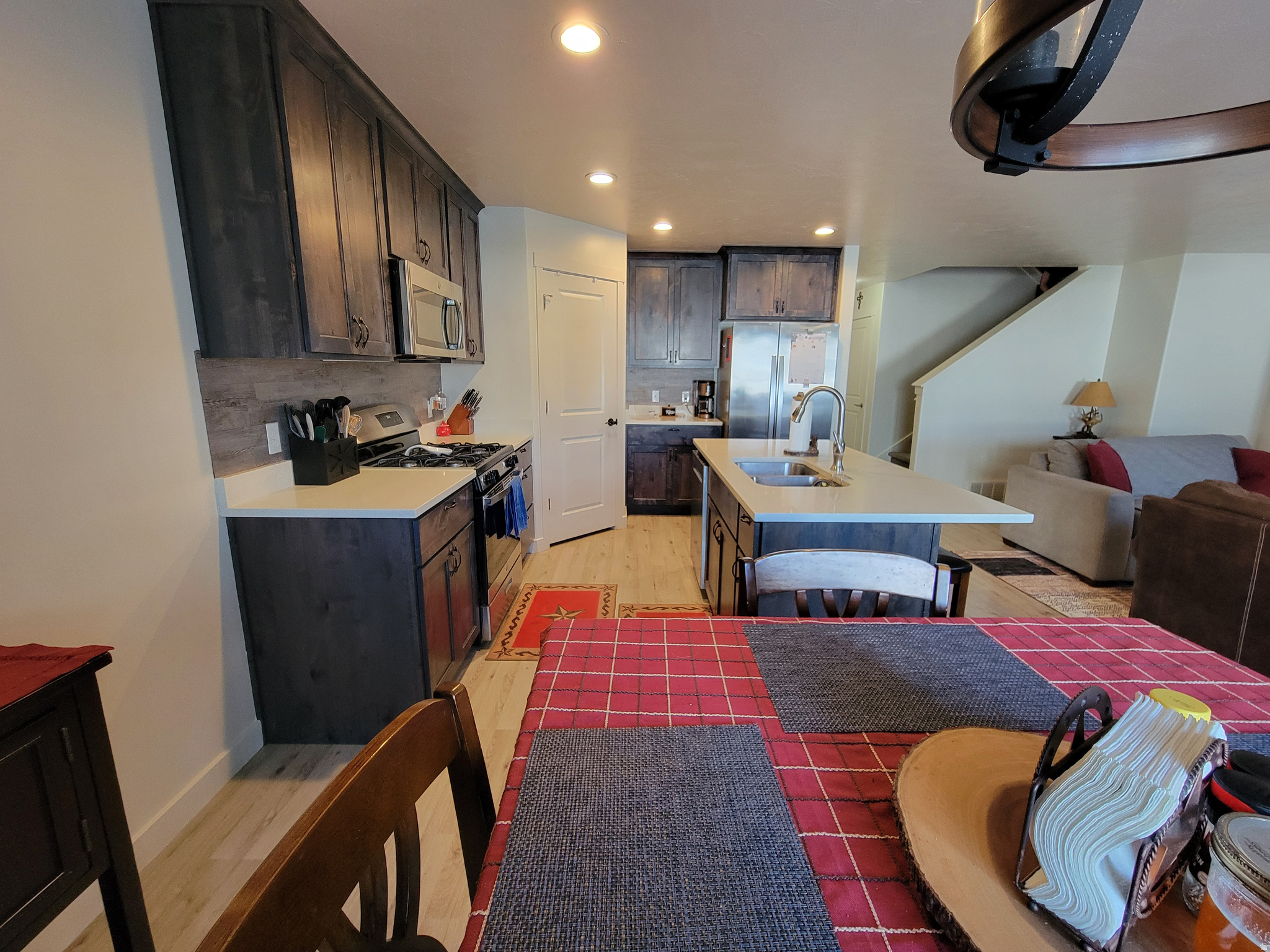 SPRING CREEK - Residential