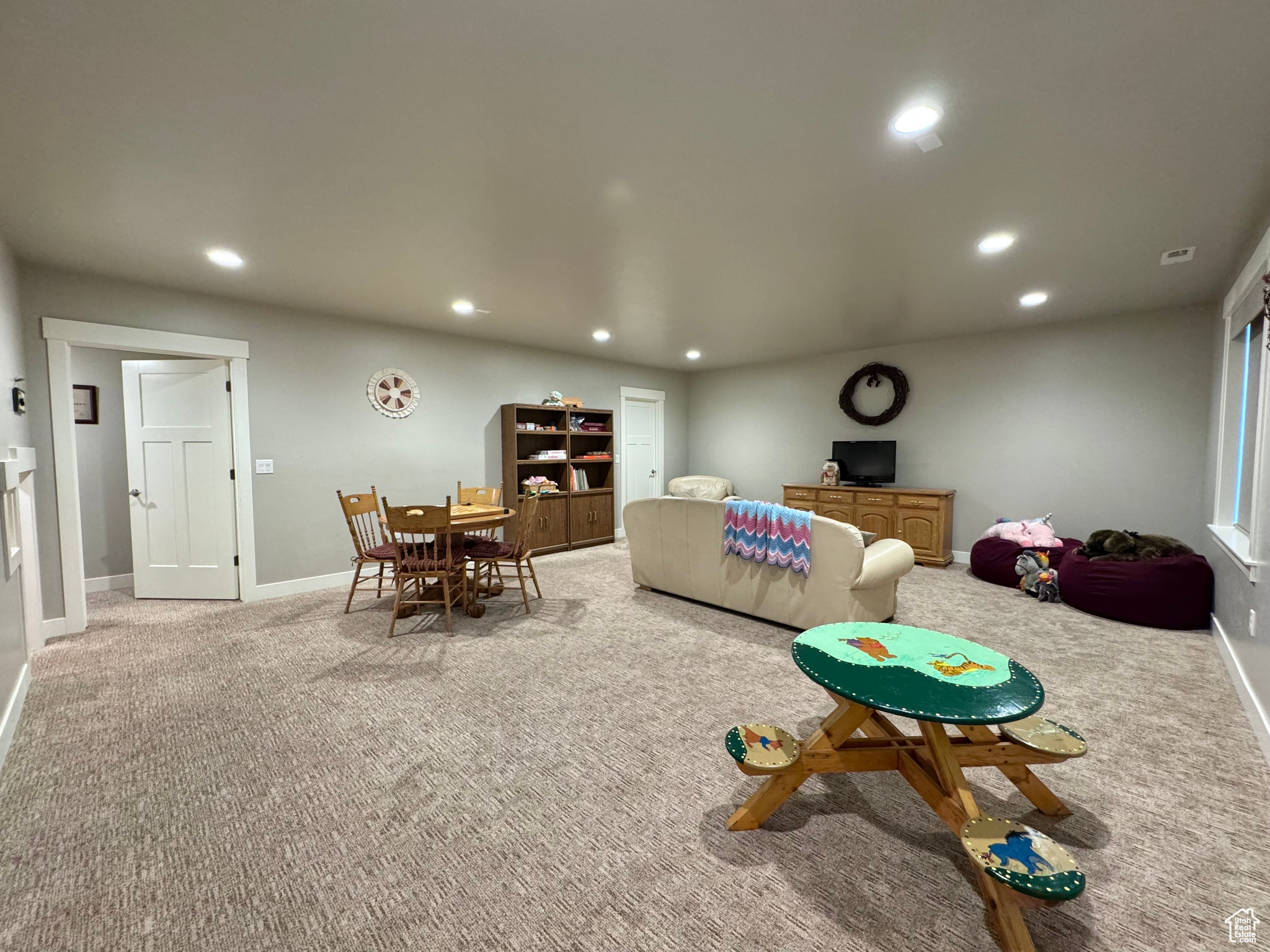 HERITAGE VILLAGE - Residential