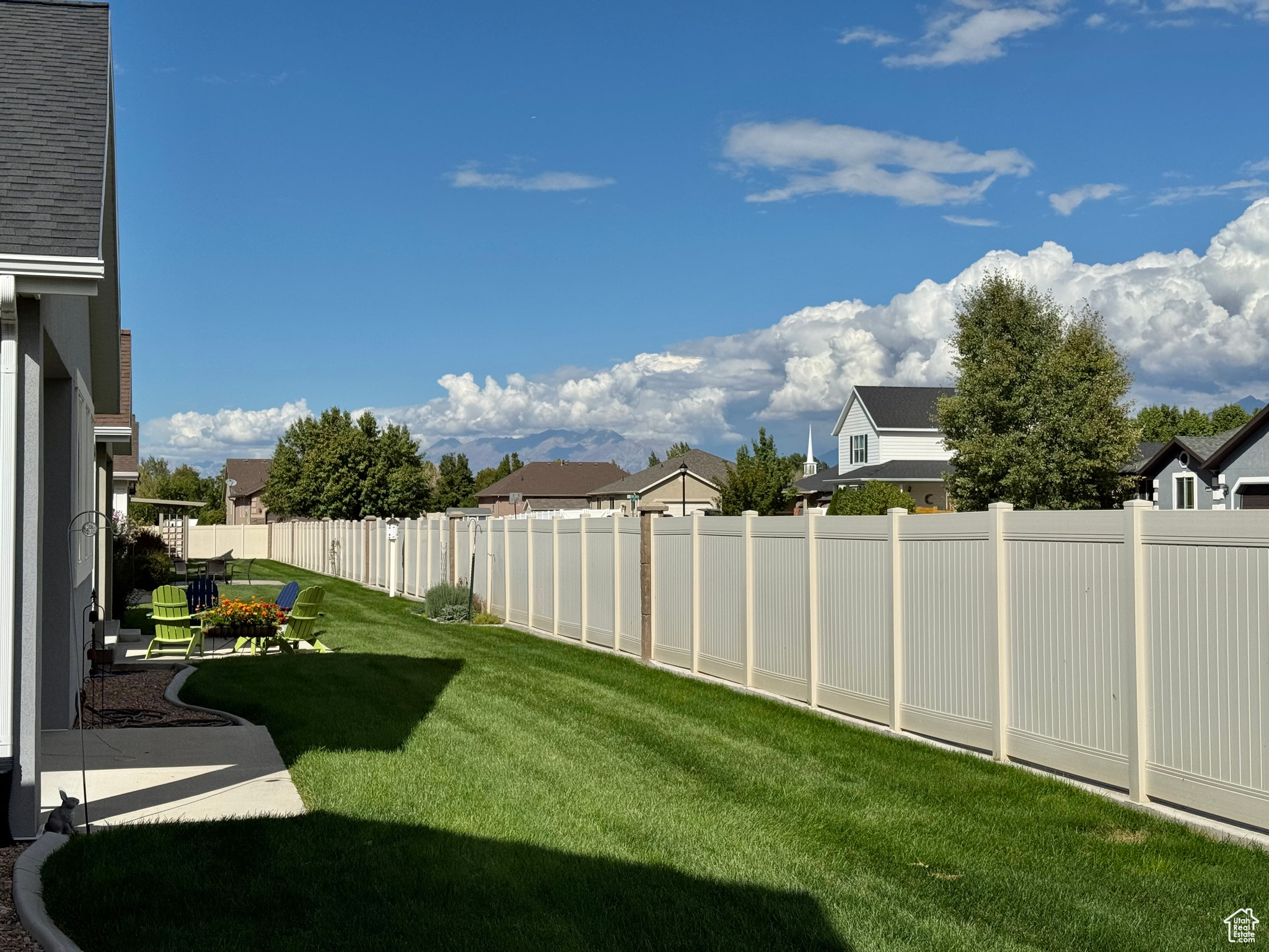 HERITAGE VILLAGE - Residential
