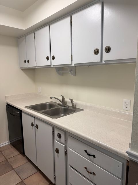 Tiny photo for 406 E 3335 S #15, South Salt Lake, UT 84115 (MLS # 2142499)