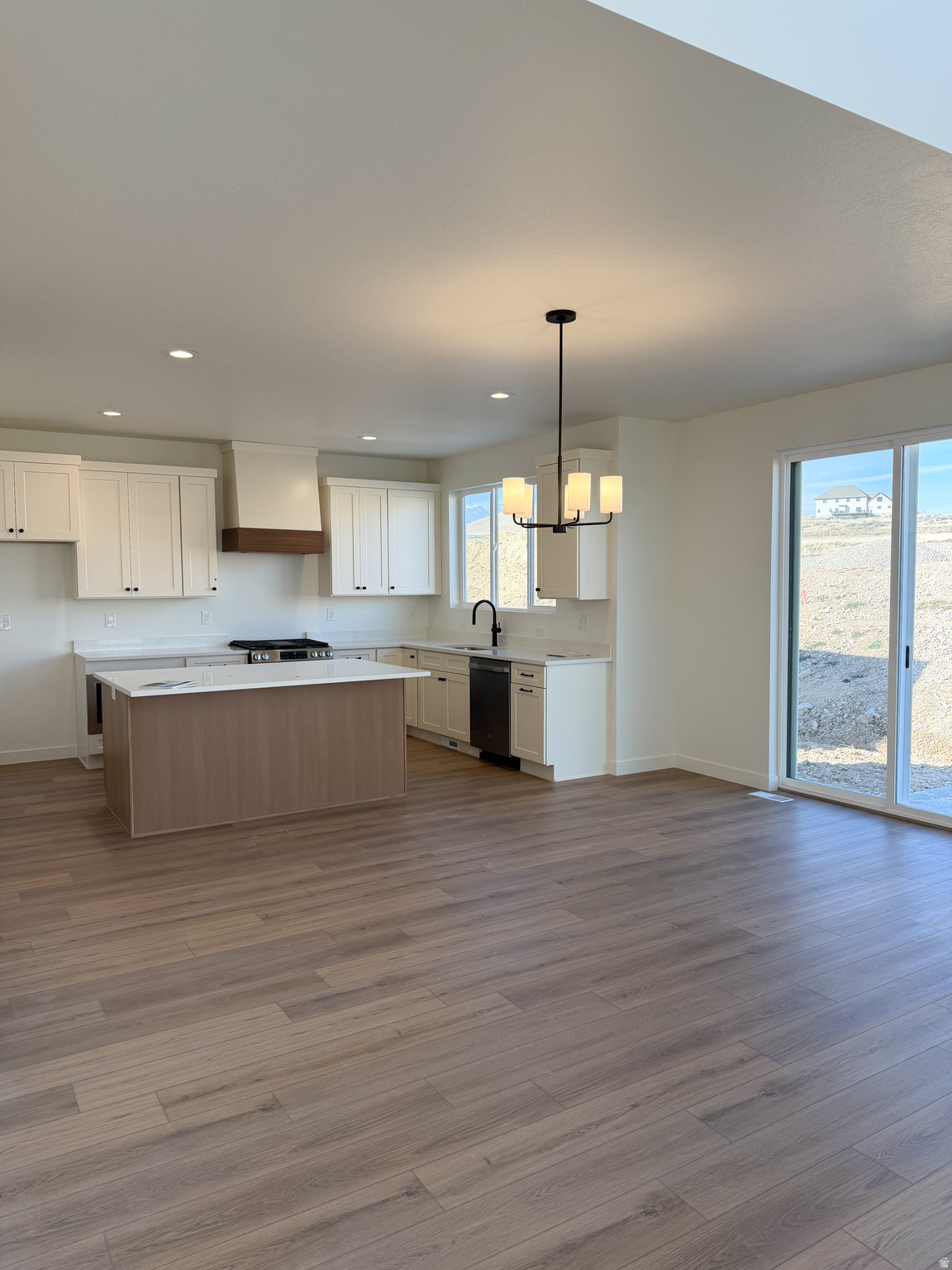 OQUIRRH WEST - Residential