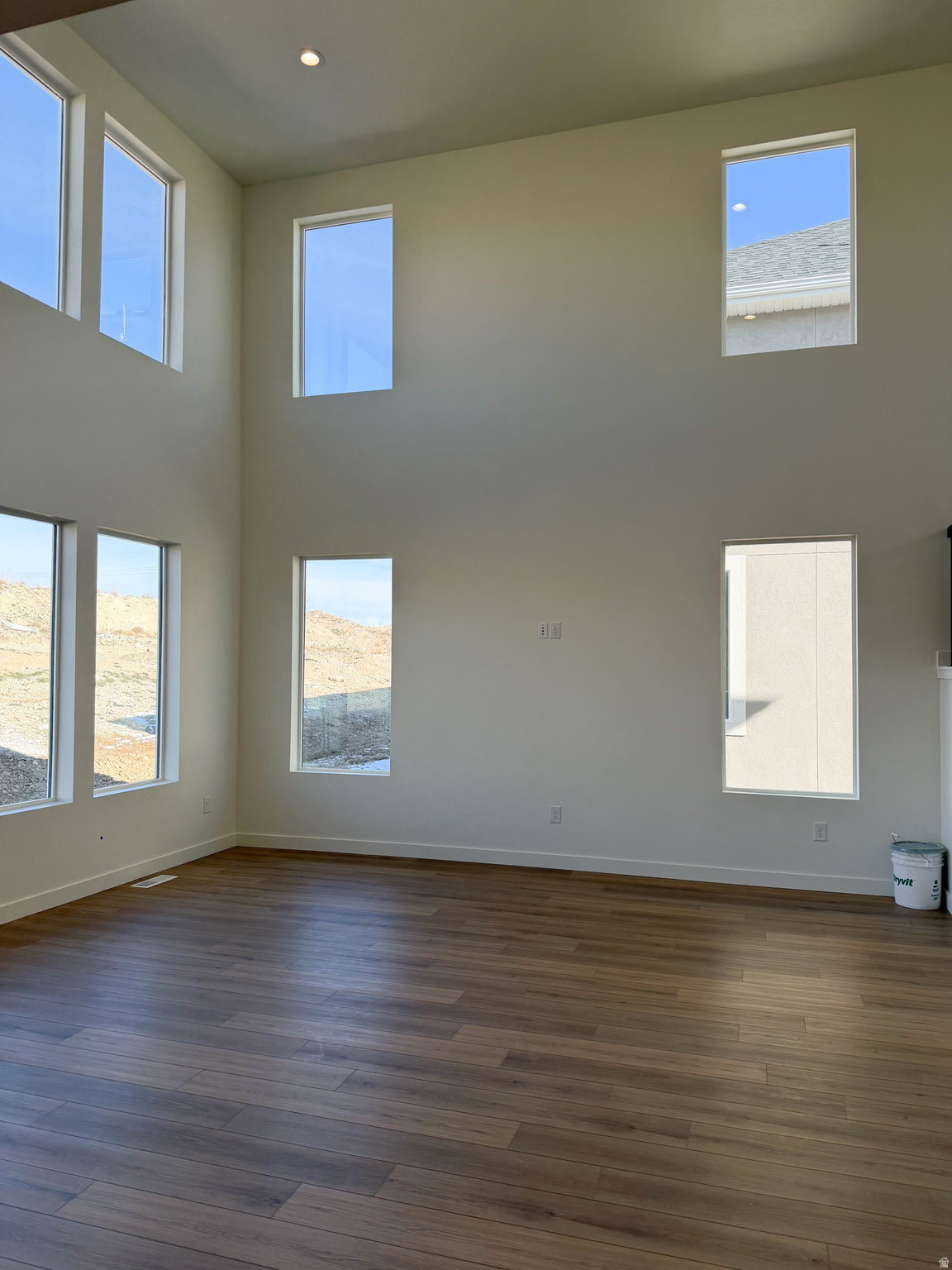 OQUIRRH WEST - Residential