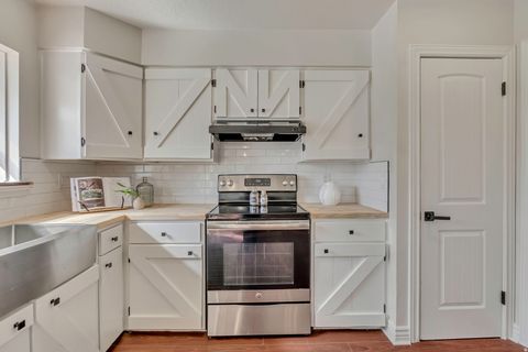 Tiny photo for 16 N 1300 W, Clearfield, UT 84015 (MLS # 2129365)