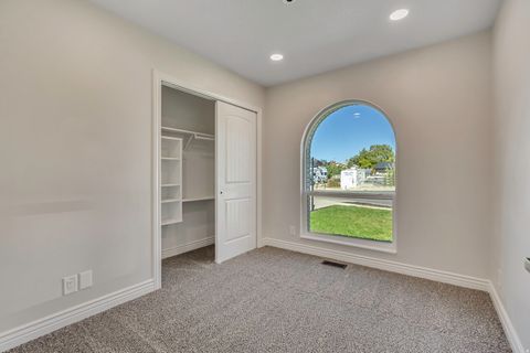 Tiny photo for 16 N 1300 W, Clearfield, UT 84015 (MLS # 2129365)