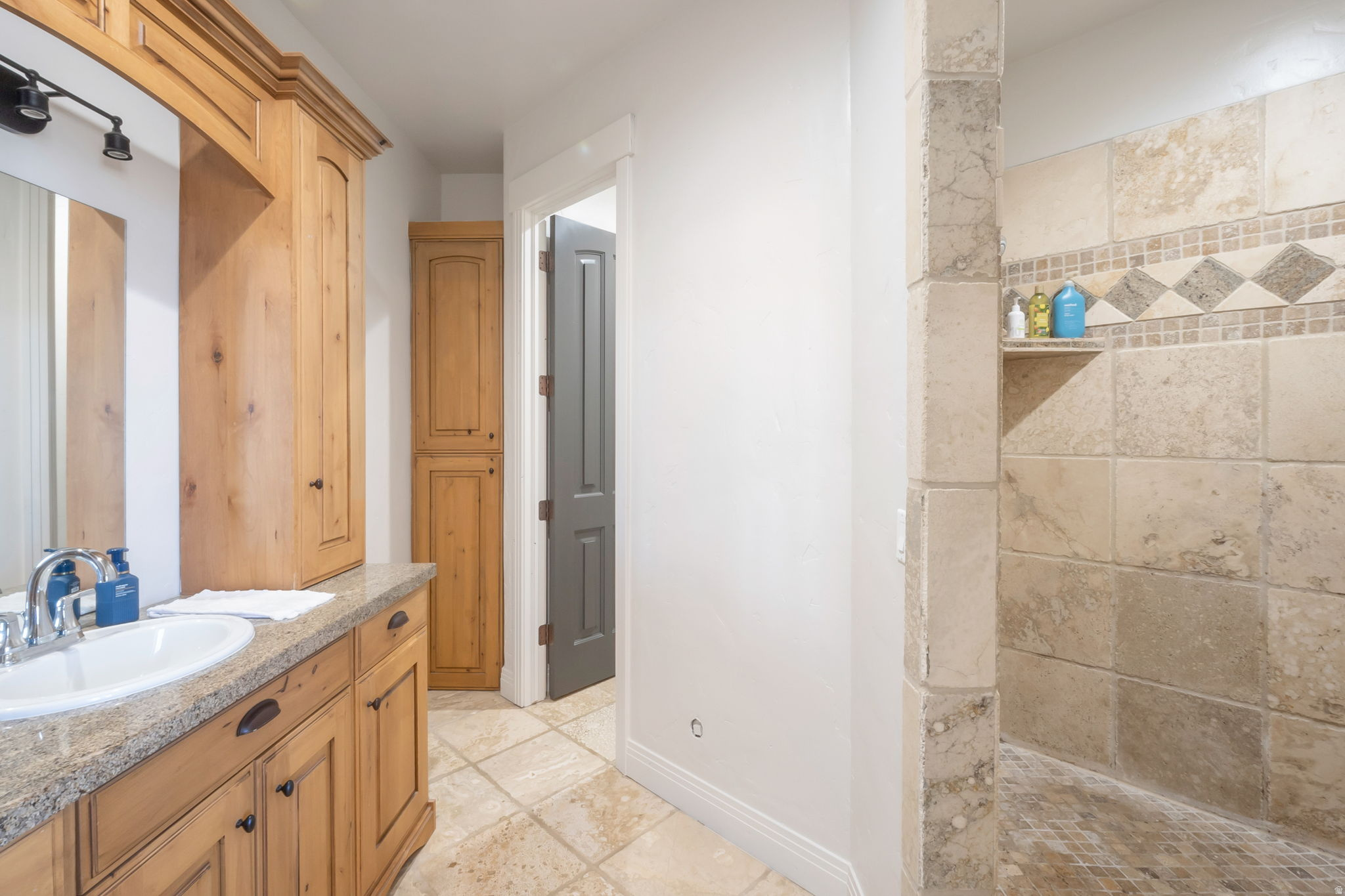 KINGS PEAK - Residential