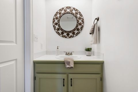 Tiny photo for 1425 E 5850 S #3D, South Ogden, UT 84405 (MLS # 2140968)