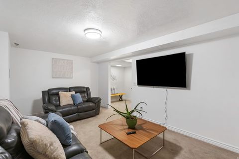 Tiny photo for 1425 E 5850 S #3D, South Ogden, UT 84405 (MLS # 2140968)