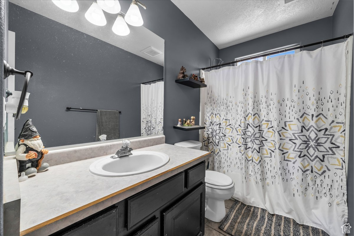 SANTA FE HILLS 3 - Residential