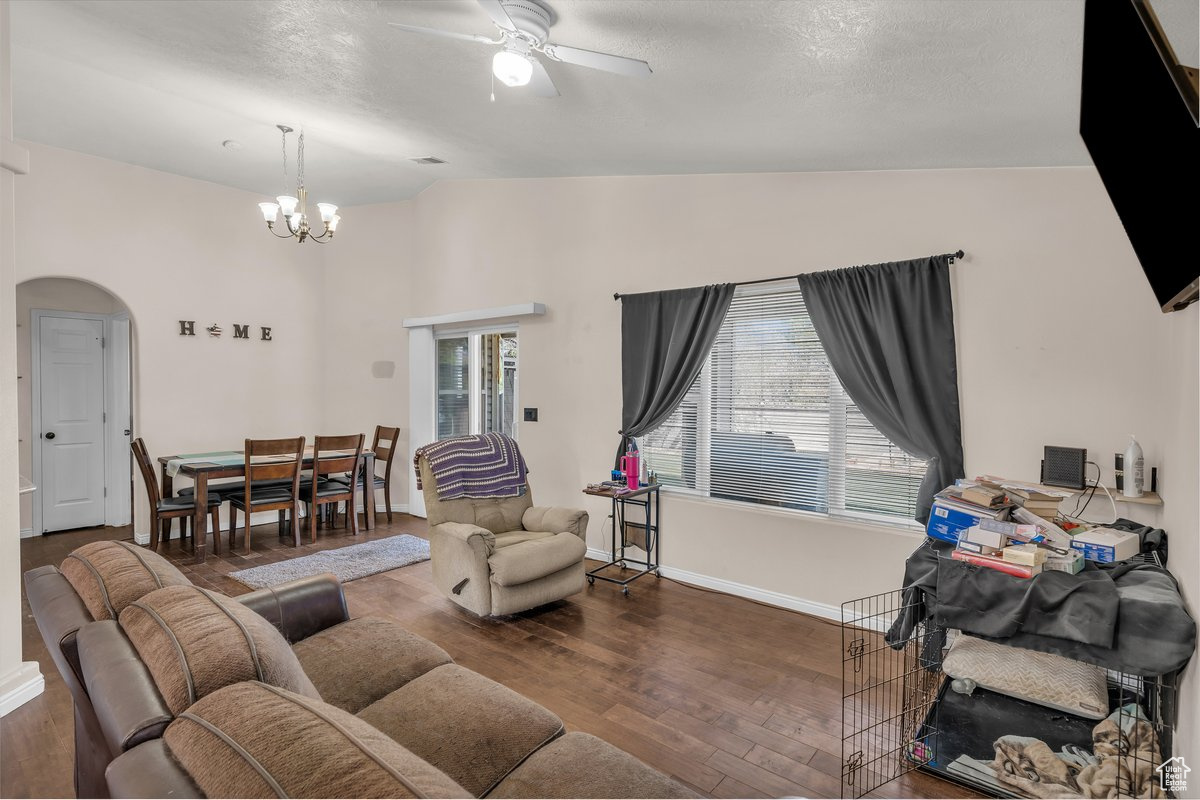 SANTA FE HILLS 3 - Residential