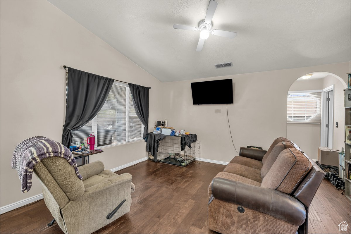 SANTA FE HILLS 3 - Residential