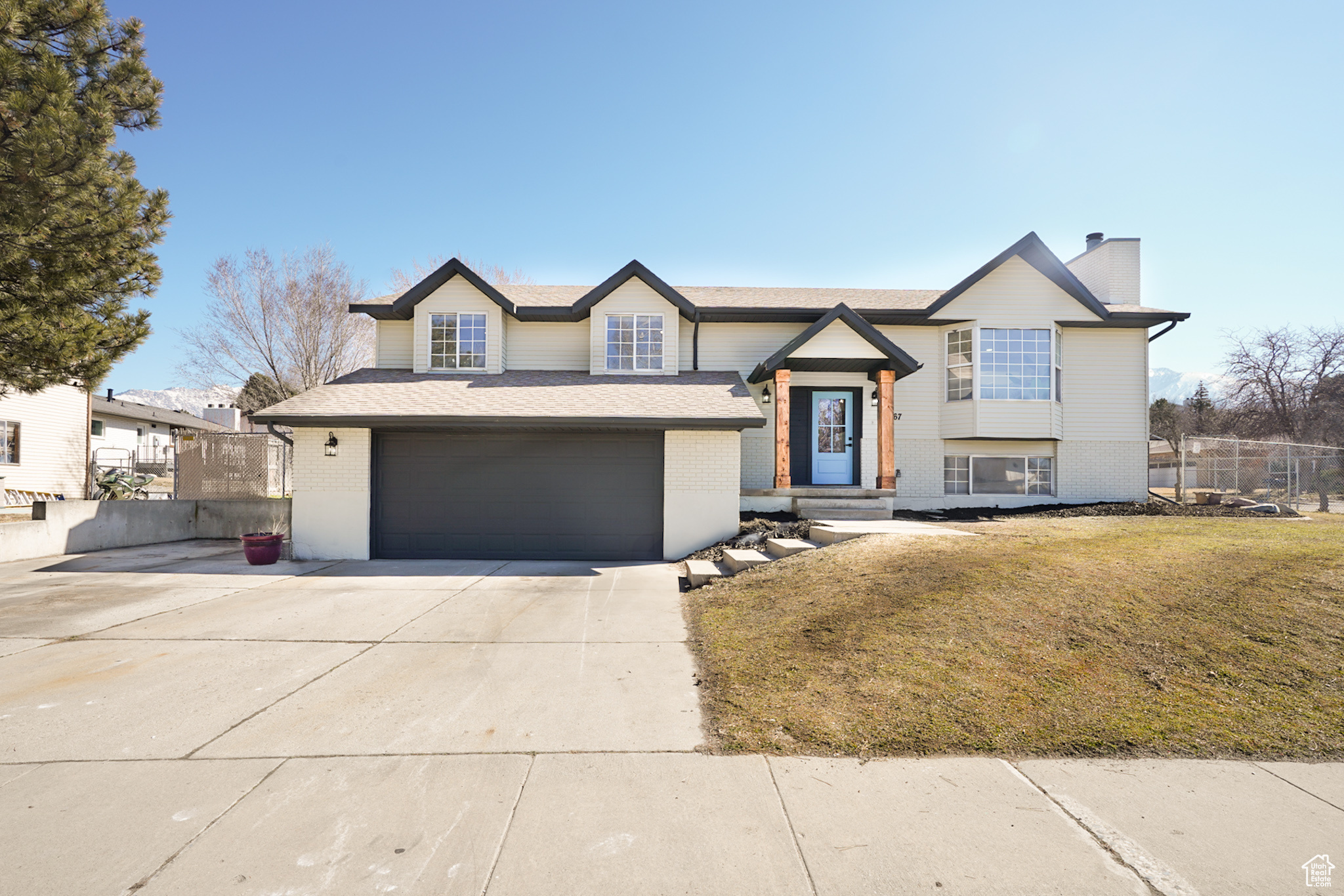 11067 S Windy Peak Ridge Dr, Sandy, Utah image 2