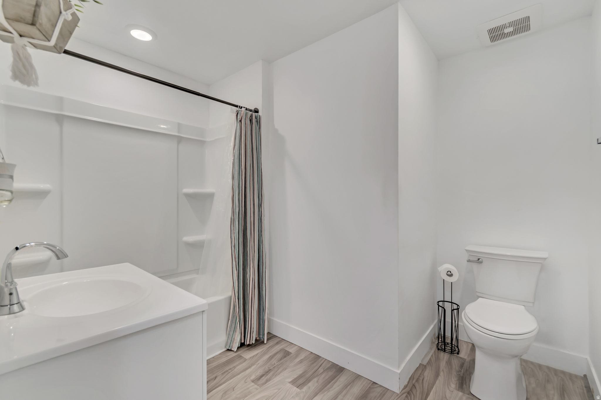 BRANDON PARK - Residential