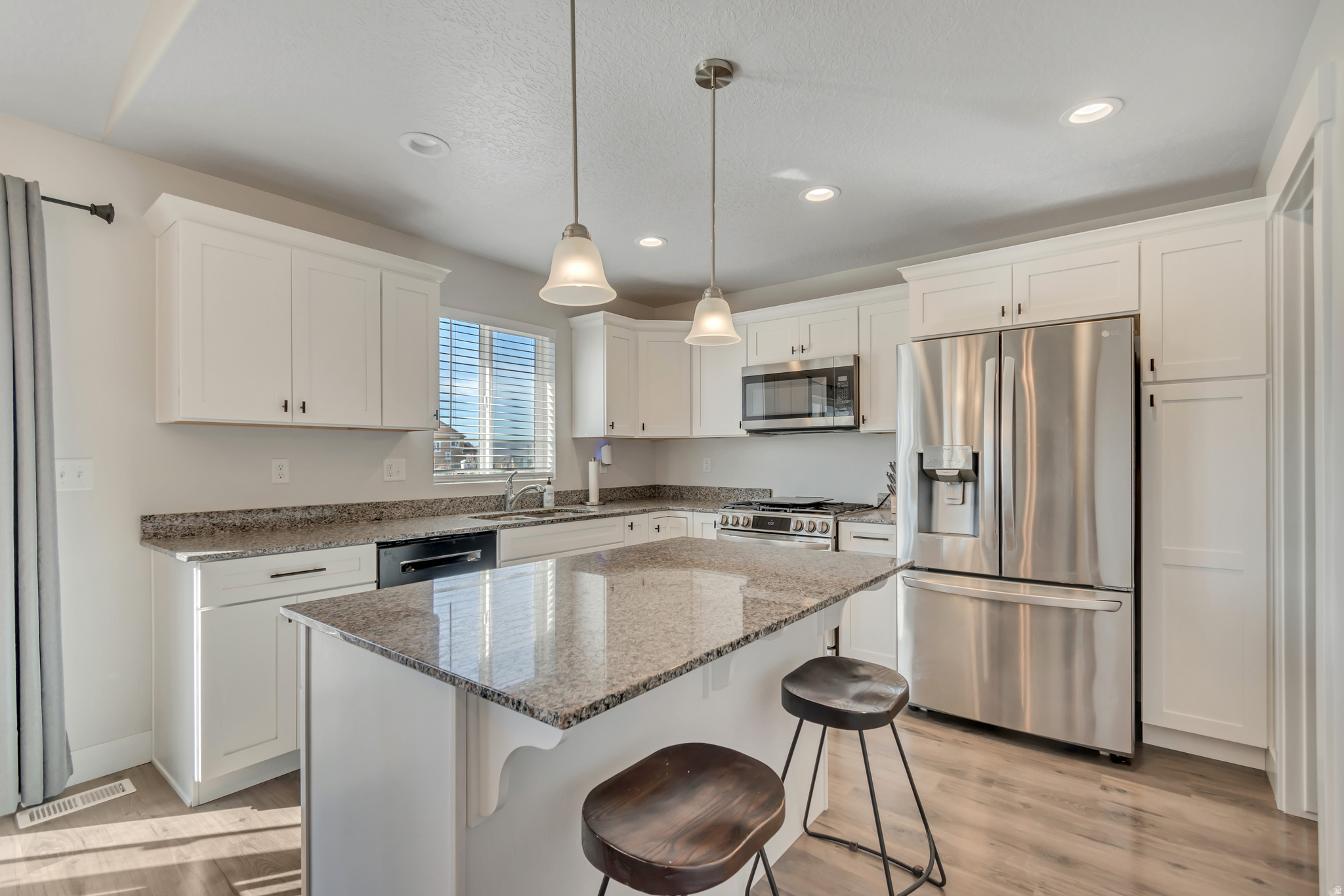 BRANDON PARK - Residential