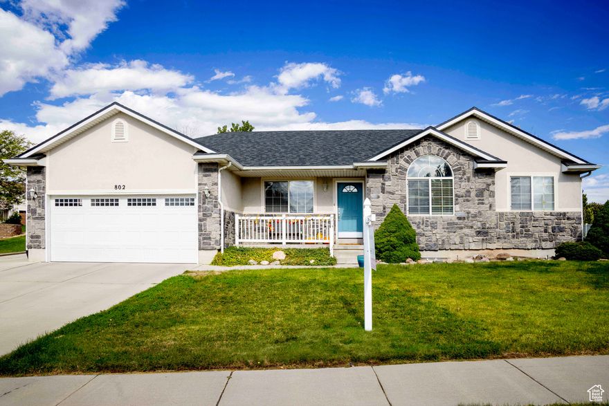 6 Bed / 3 Bath Rambler in Prime Location! Centrally located between Salt Lake City and Provo, minutes from I-15. Walking distance to Jordan River Parkway trails and parks. Close to shopping, dining and Riverton pool, park, and golf course. The open-concept main floor features a living and family room with vaulted ceilings and a beautifully updated kitchen with quartz countertops, contrasting white and black cabinetry, tile backsplash, semi-formal dining area, and a bar. The primary suite offers vaulted ceilings, a bay window, and a walk-in closet. The primary bathroom features a jetted soaker tub and separate shower. Two additional bedrooms and a full bath complete the main level. The fully finished basement adds three more bedrooms, a full bathroom, a spacious family room, and ample storage. Recent updates include a brand new roof in spring of 2025, new kitchen backsplash Sept. 2025, newer AC, and updated kitchen cabinets, quartz countertops, paint and carpet in 2021. Enjoy outdoor living in the large yard with a covered patio and a vegetable garden-perfect for entertaining or relaxing.