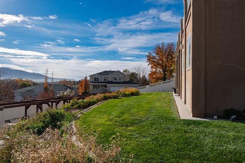 Tiny photo for 12091 S LAMPTON VIEW DR W, Riverton, UT 84065 (MLS # 2122151)