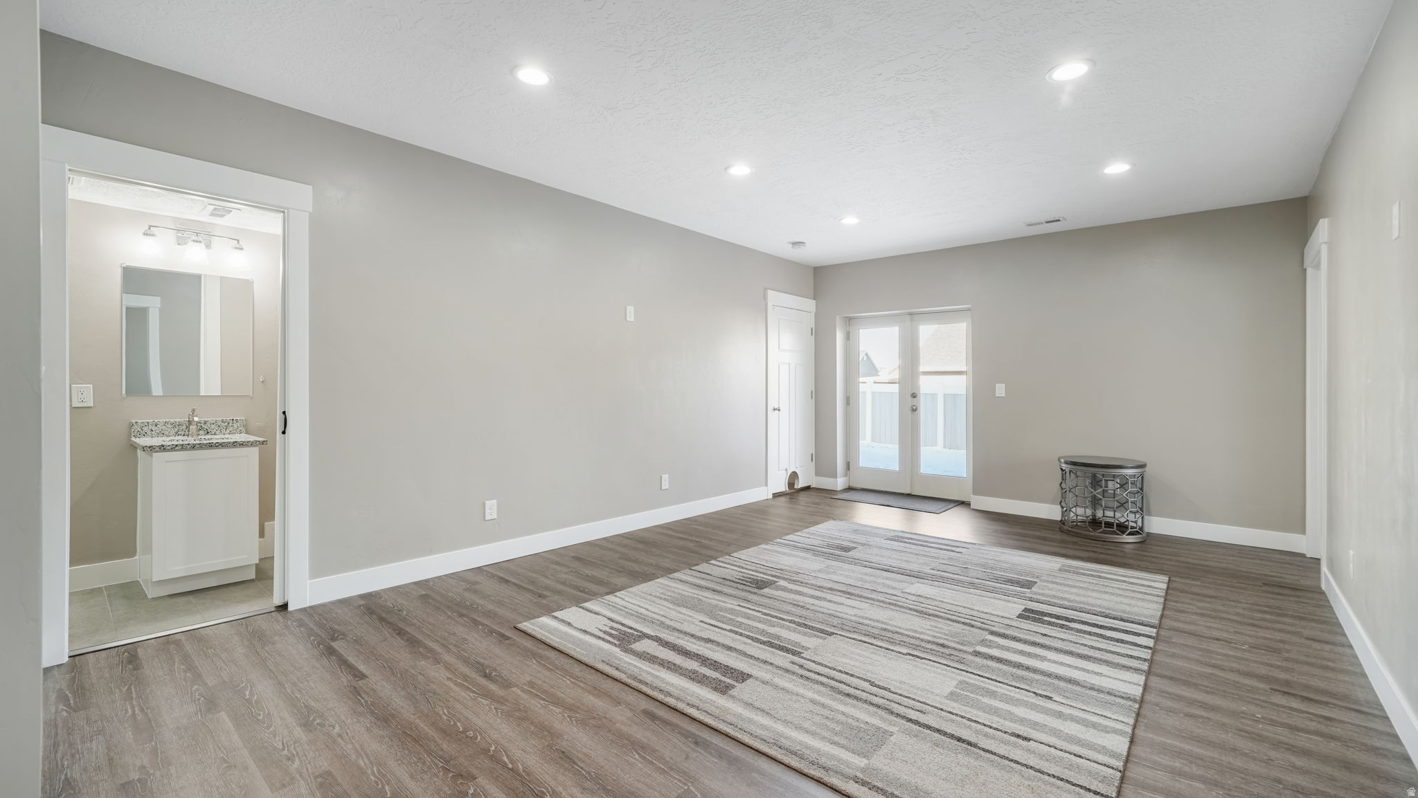 SUNSET HILLS - Residential