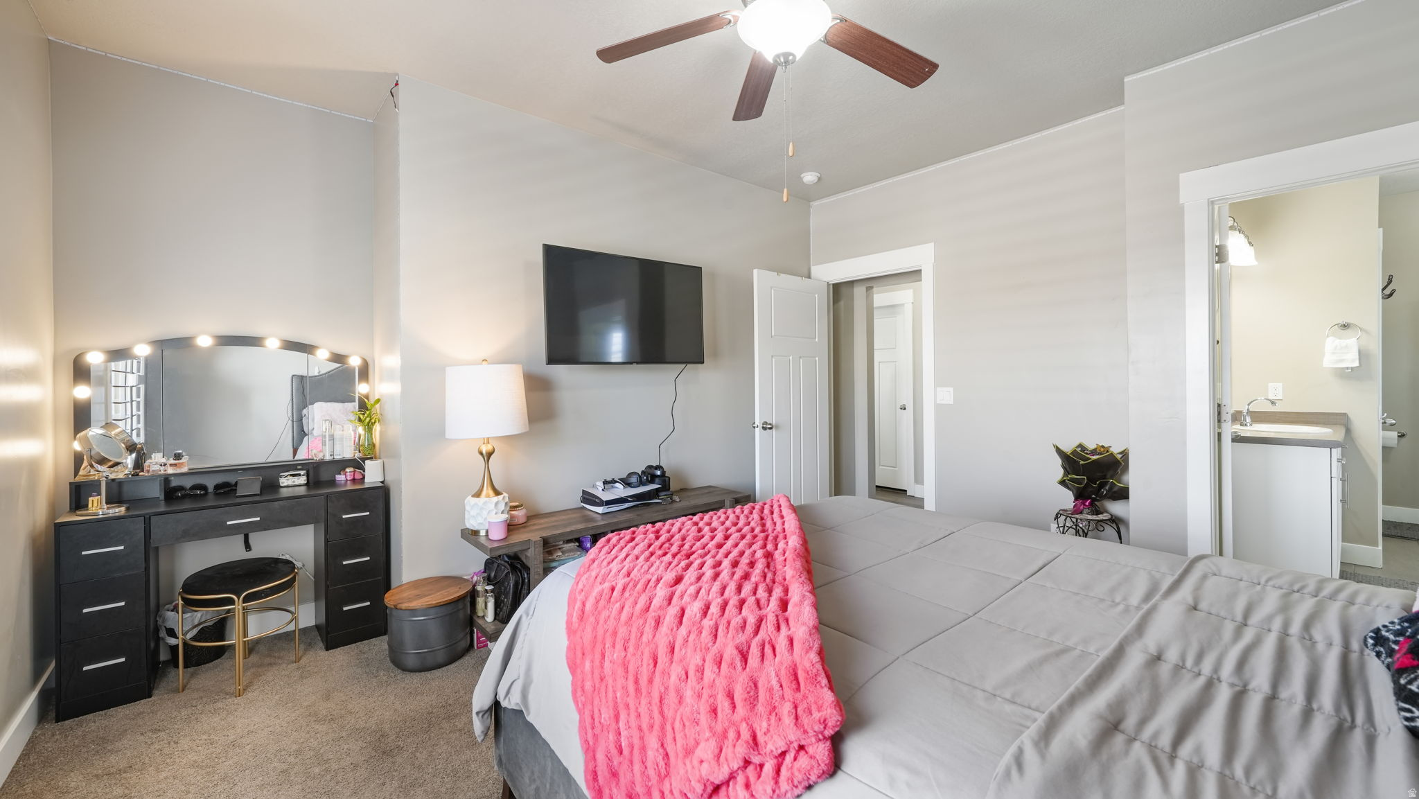 SUNSET HILLS - Residential