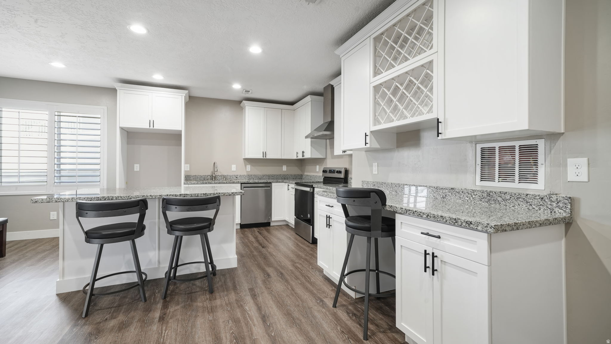 SUNSET HILLS - Residential