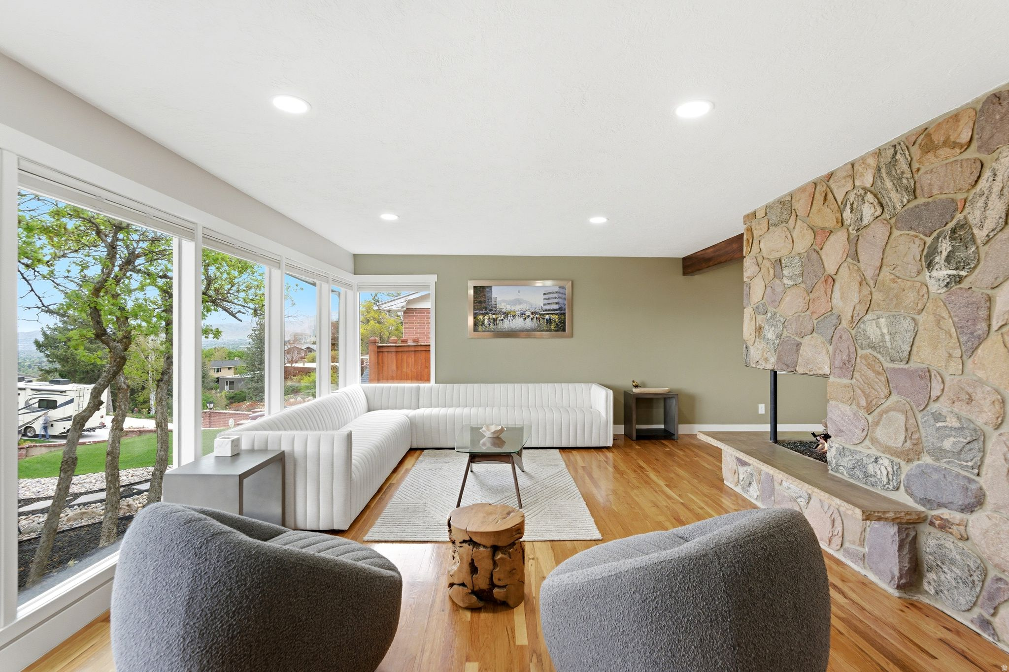 OLYMPUS COVE - Residential