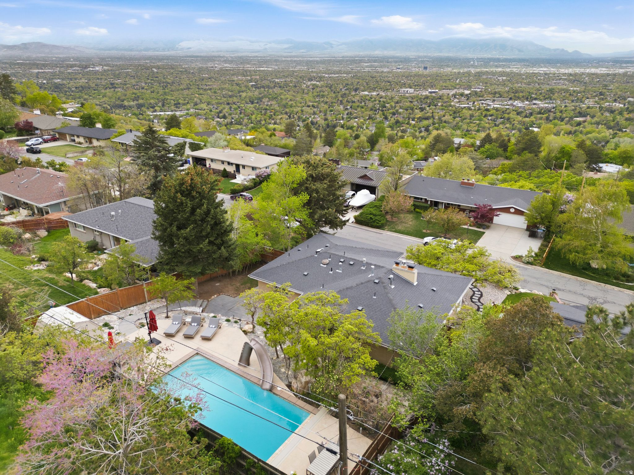 OLYMPUS COVE - Residential