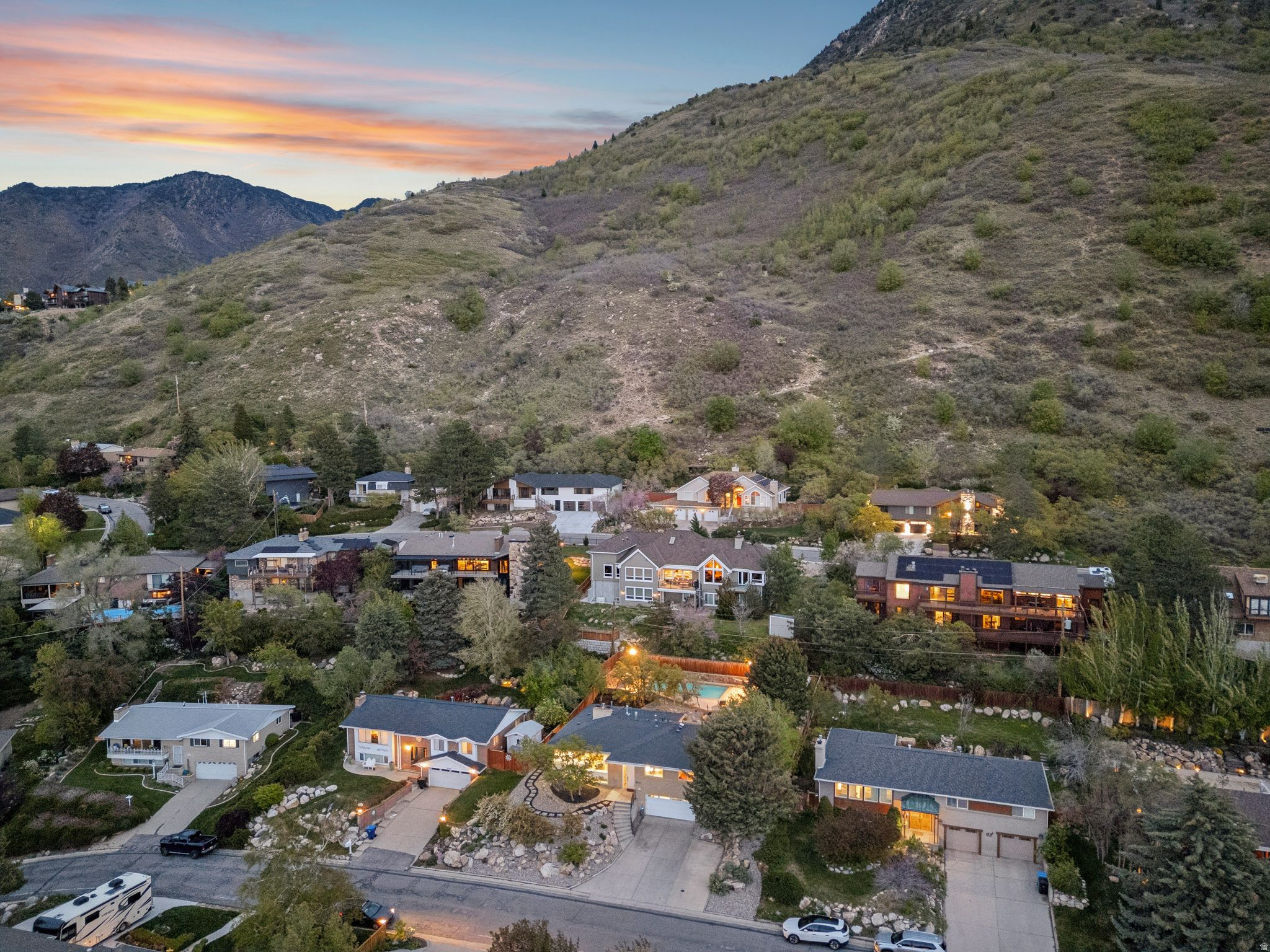 OLYMPUS COVE - Residential