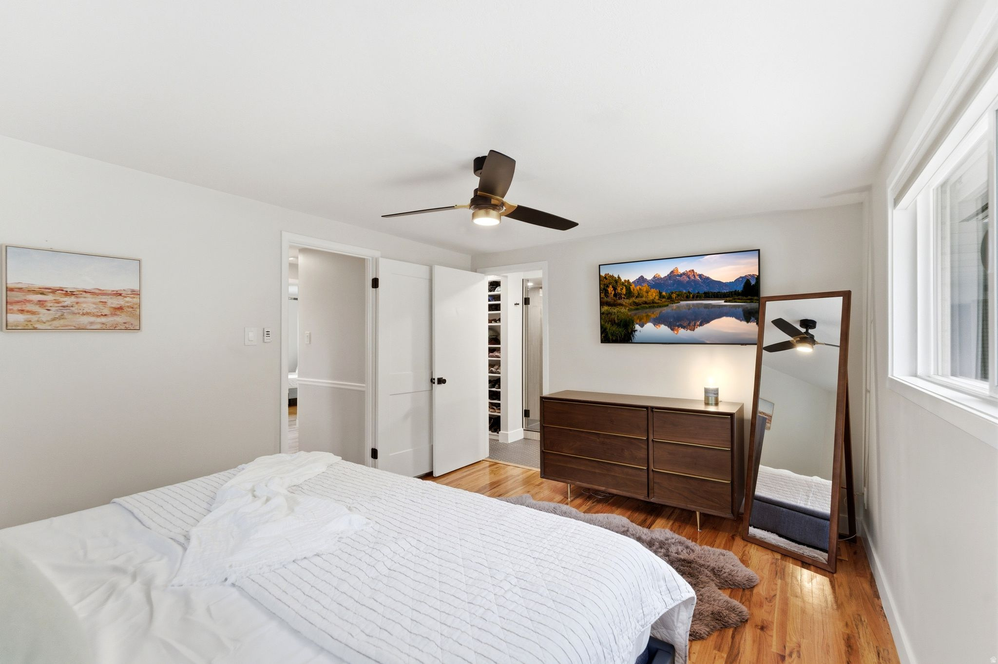 OLYMPUS COVE - Residential