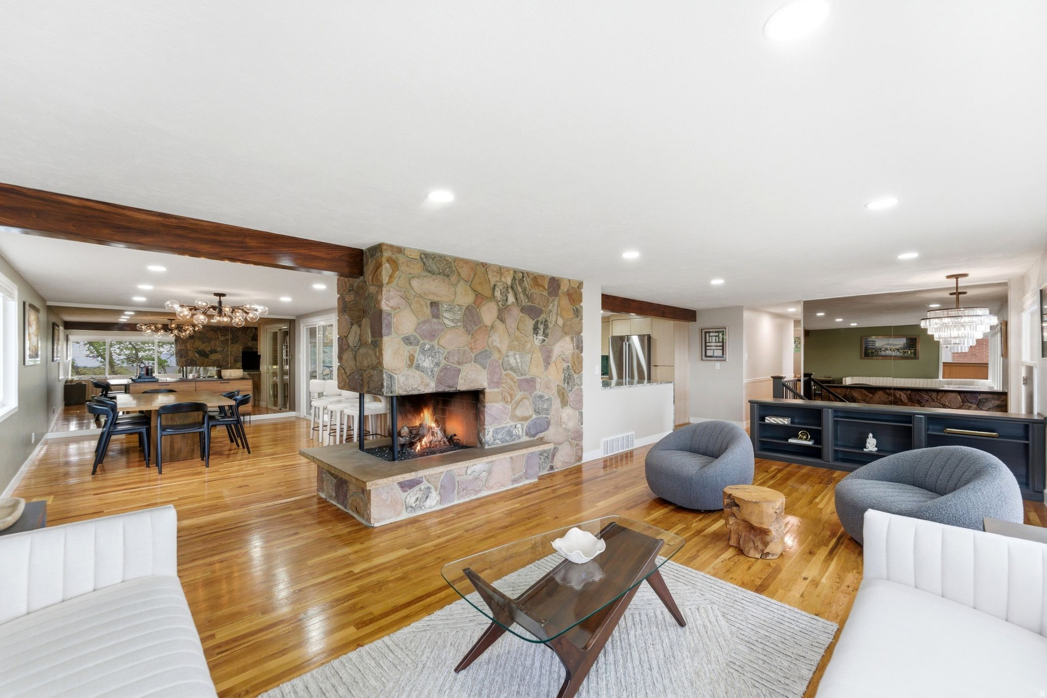 OLYMPUS COVE - Residential