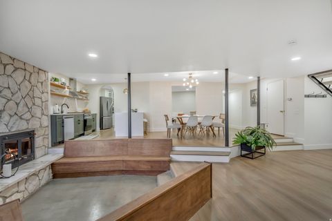 Tiny photo for 336 W 3500 S, Bountiful, UT 84010 (MLS # 2134545)