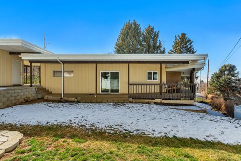 Tiny photo for 336 W 3500 S, Bountiful, UT 84010 (MLS # 2134545)