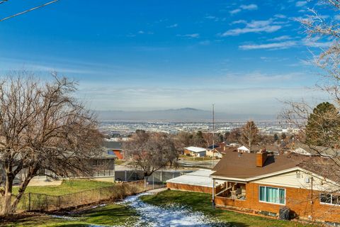 Tiny photo for 336 W 3500 S, Bountiful, UT 84010 (MLS # 2134545)