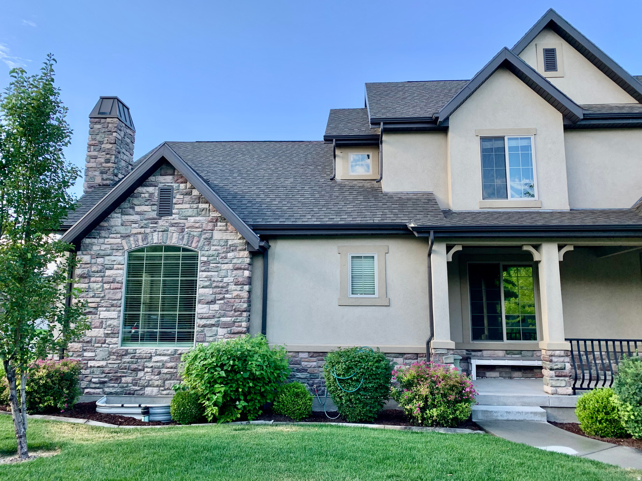 COVENTRY TOWNHOMES - Residential Lease