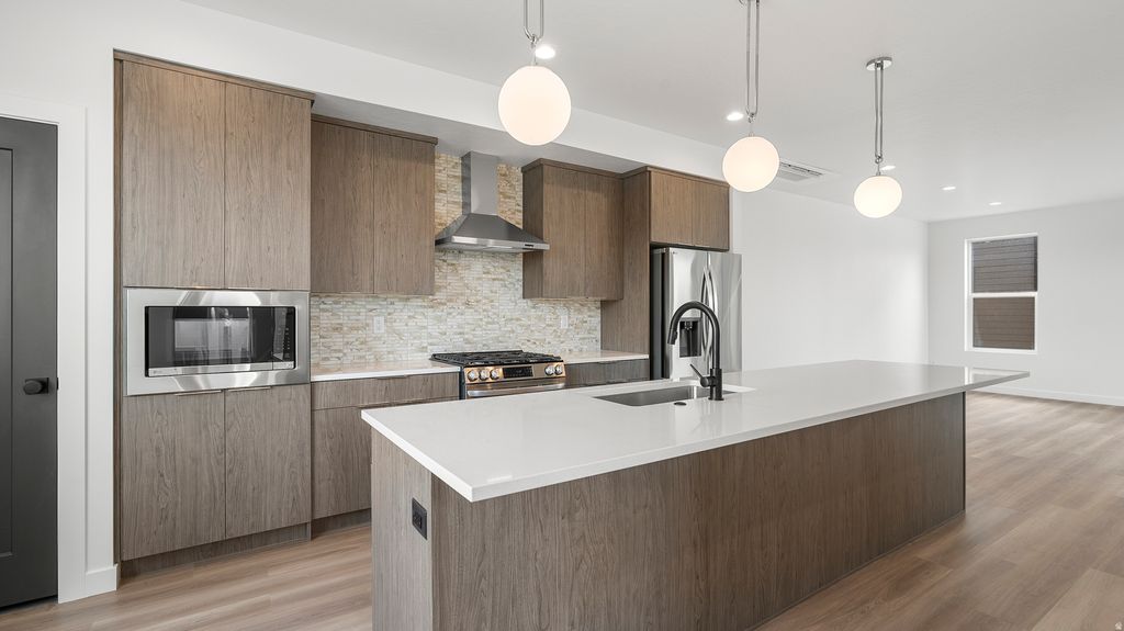 Photo of 611 E ELEANOR CV S #33, Salt Lake City, UT 84107 (MLS # 2139495)