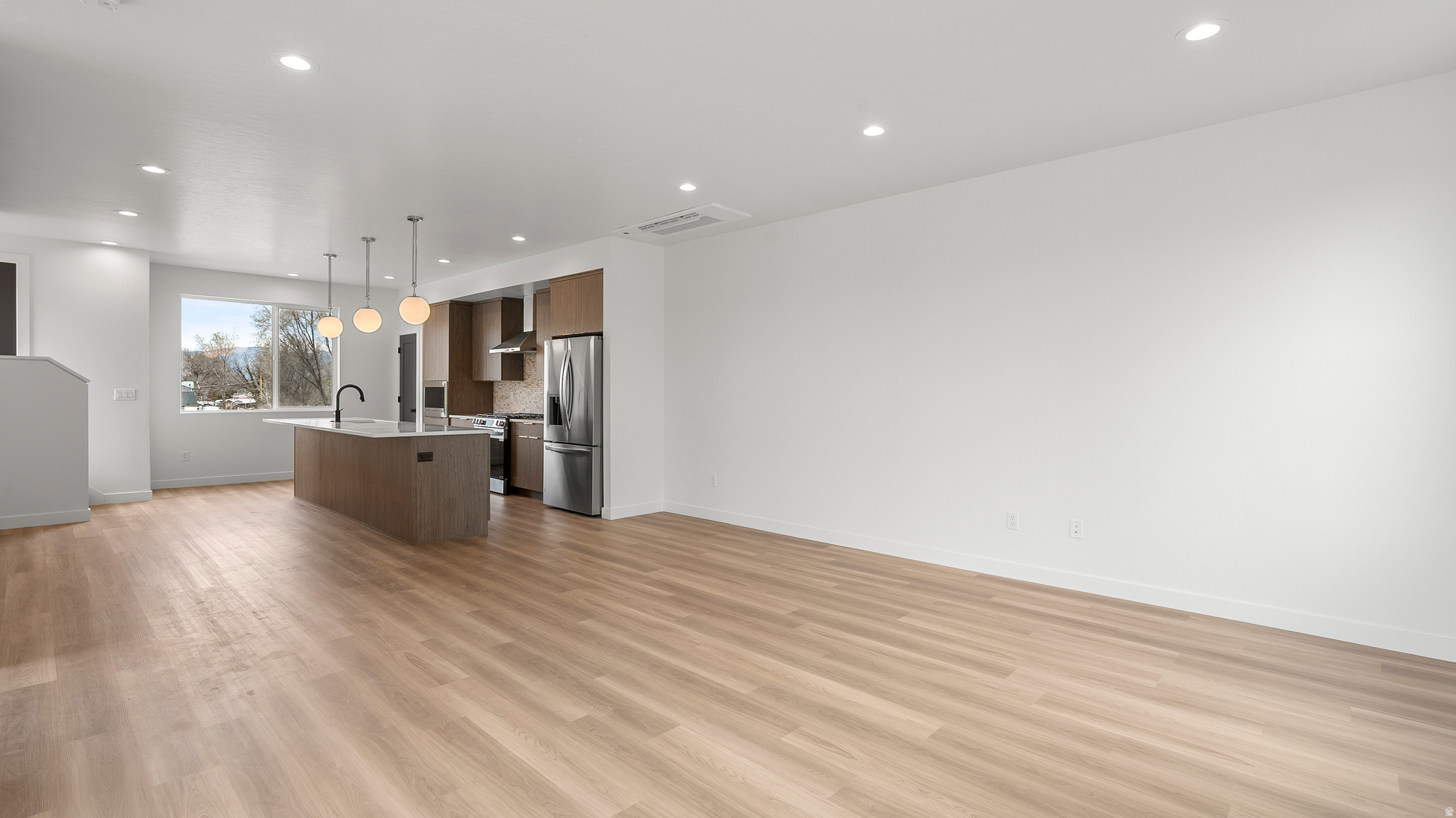 THE MONROE - Residential