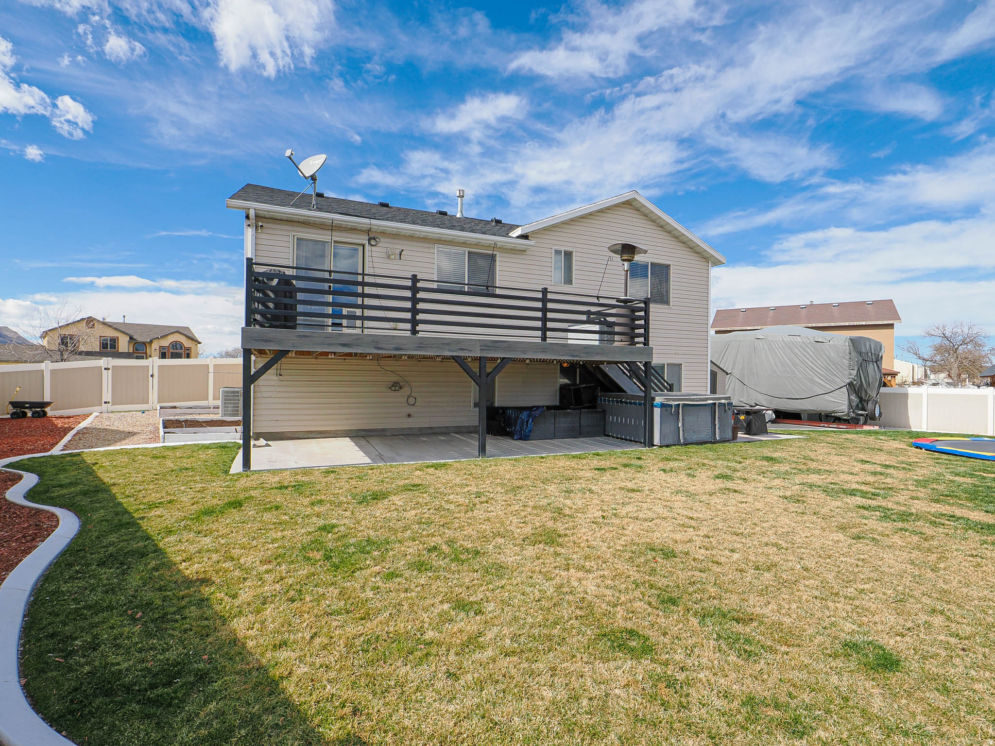 NORTH MEADOWS - Residential