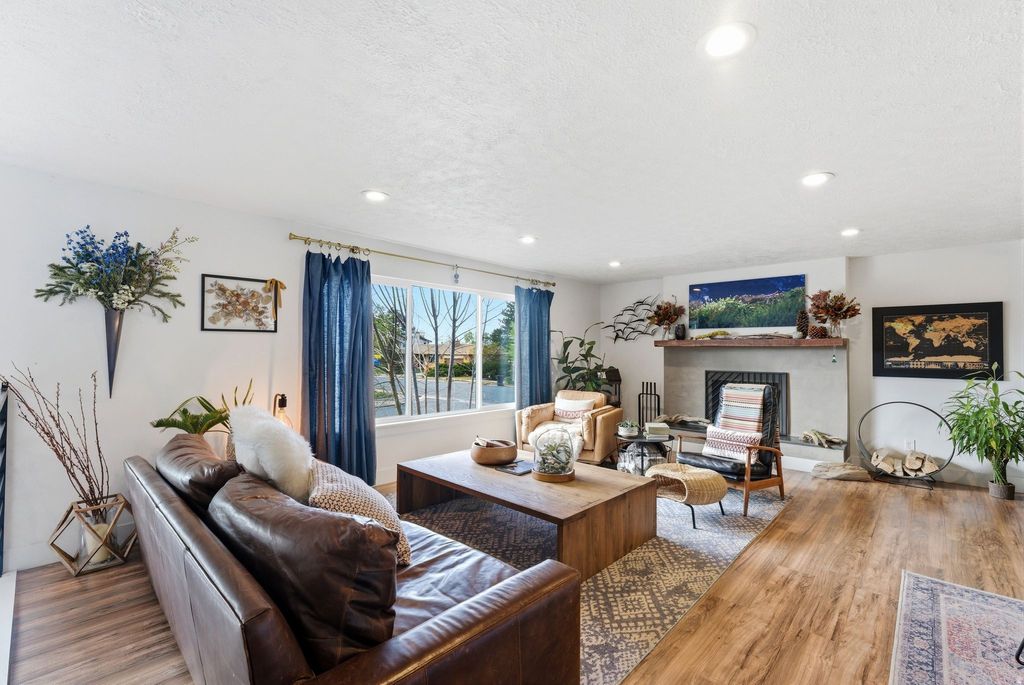 Photo of 7145 S CAVALIER CIR, Cottonwood Heights, UT 84121 (MLS # 2147909)