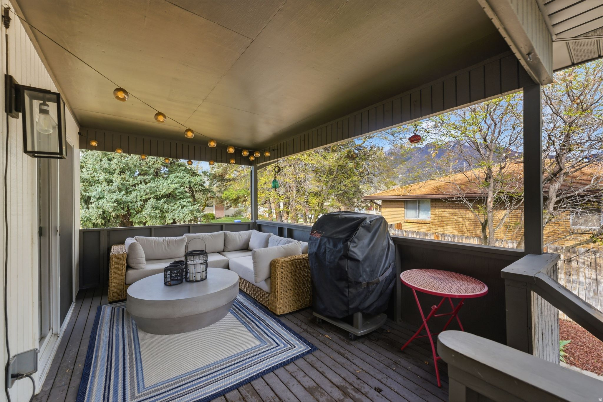 RIVIERA HEIGHTS - Residential